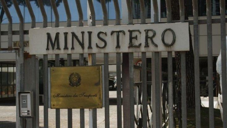 Authority dei trasporti, prove di scippo a Torino: ma Roma smentisce