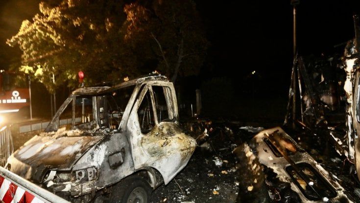 Esplosione di un camper a Bagno a Ripoli, un ustionato