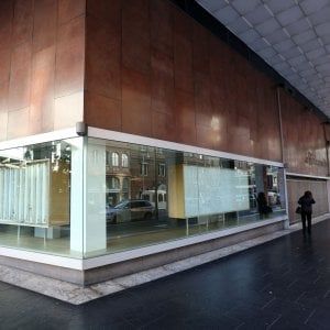 Negozi e uffici, il mercato piange