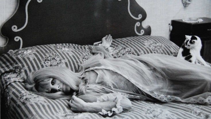 “Gli altri” di Lisetta Carmi: in scena Ezra Pound e i travestiti negli anni Sessanta