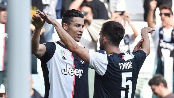 Juventus-Spal 2-0: ci pensano Pjanic e Ronaldo