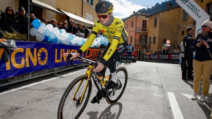 Vingegaard fa il vuoto alla Tirreno-Adriatico: attacca in salita e vince a Valle Castellana