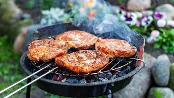E' tempo di grigliate ma il barbecue può far male alla pelle