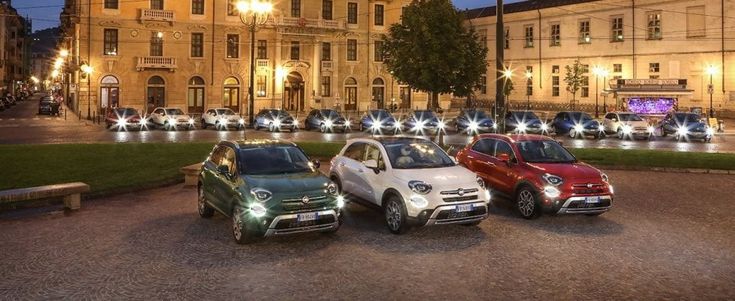 La nuova 500X rafforza il legame con il cinema e la città di Torino