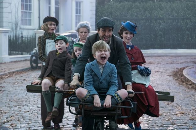 Mary Poppins è tornata e ha il volto di Emily Blunt