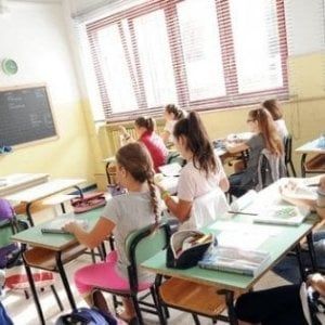 Addio posto fisso: nella Pa calano i dipendenti stabili e aumentano precari