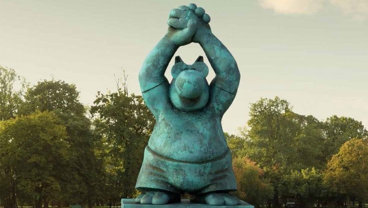 Le chat sbarca sugli Champs-Elysées: così Parigi è più allegra 
