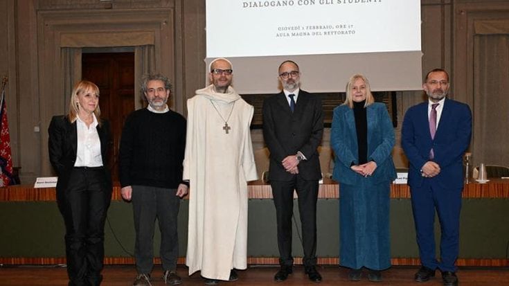 L'abbraccio fra il rabbino e l'imam di Firenze: "Ora una stanza all'università per pregare assieme"