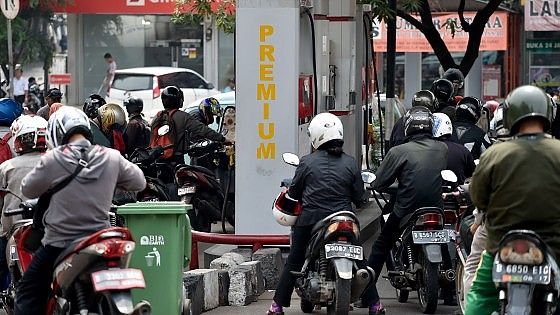 La guerra dei prezzi del petrolio. Da Putin a Maduro, tutti appesi all'Opec