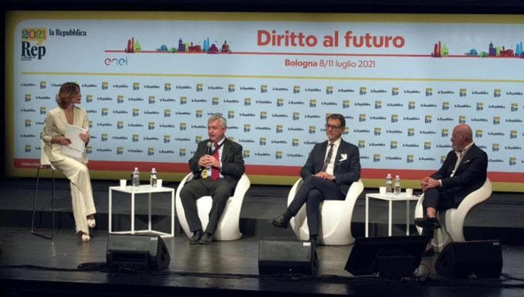 Rep Idee 2021 - Torneremo ad una scuola normale? Gli studenti interrogano il ministro Bianchi