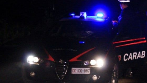 Canosa, si schiantano a 200 all'ora per scappare dai carabinieri: due morti