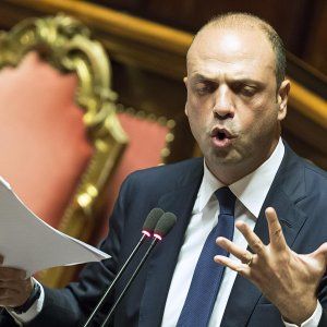 Alfano indagato per caso Kore, l'ex procuratore di Enna: "Pressioni di Crisafulli per far trasferire il prefetto"