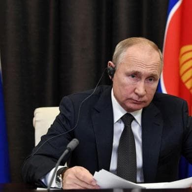 Se Putin si prende la Libia