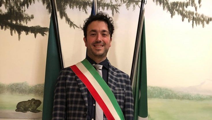 Il sindaco di Ornago Daniel Siccardi indagato: si sarebbe inviato da solo mail di minacce. Ma lui insiste: "Non sono stato io"