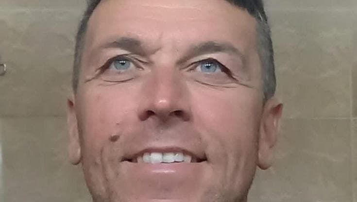 Aggredito da ragazzi ubriachi muore sotto gli occhi del figlio. Tre minori tra i cinque identificati