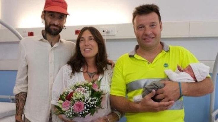 Trento, bimba nasce su una piazzola della A22: la mamma aiutata da un ausiliario delle Autostrade