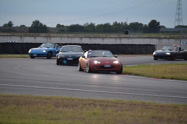MX-5 Italia Road & Track, che festa per la spider