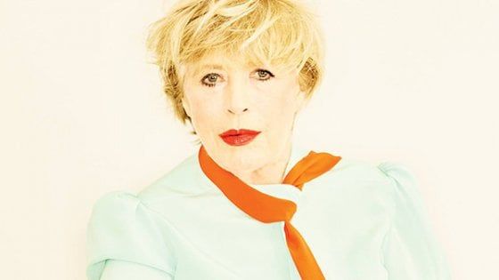 Coronavirus, Marianne Faithfull dimessa dall'ospedale