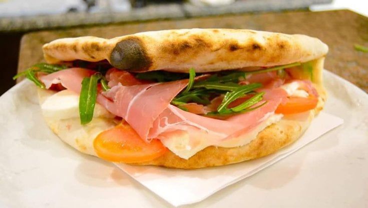 Rucola e piadina: il sapore rustico che al Sud prova a resistere in un mondo plastificato