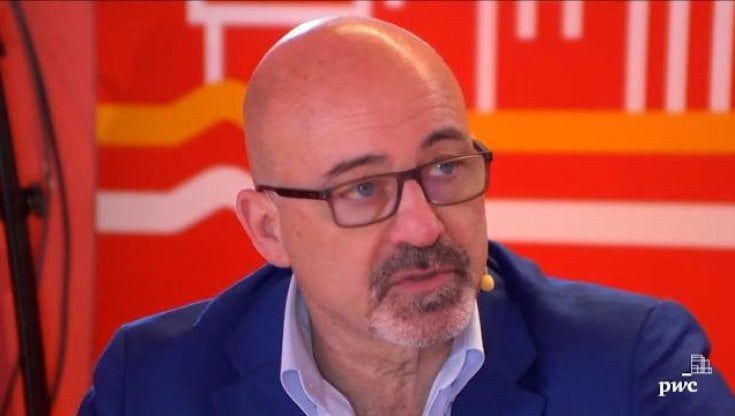 Cingolani, partiti divisi sulla frenata alle auto elettriche. I Verdi: "E' il ministro delle Fonti fossili". Tajani: "Bene sua posizione"