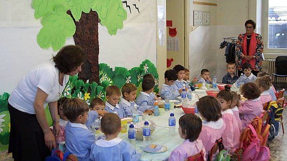 Bologna, maestre pensionate a fine quadrimestre: "Bimbi penalizzati"