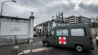 coronavirus a milano apre l ex