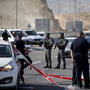 Cisgiordania: israeliana assassinata a coltellate, uccisi due palestinesi 