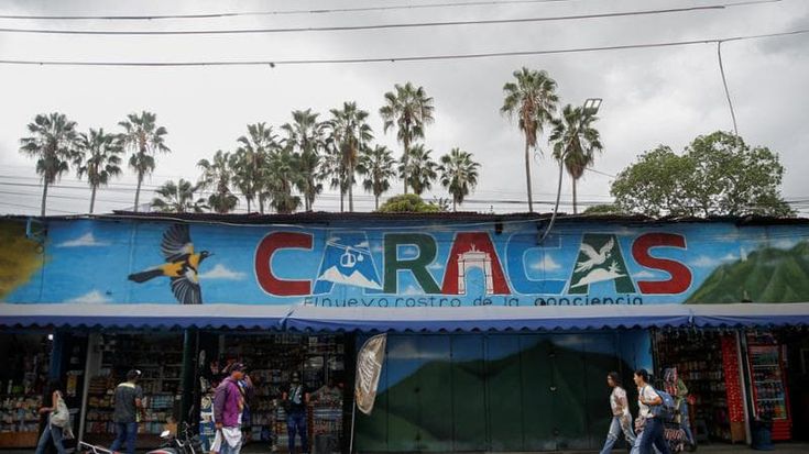 Trump chiude i cieli sopra al Venezuela. Caracas: “Colonialista”