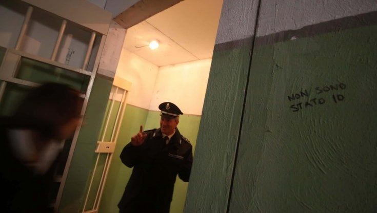 Carceri, il governo riporta in cella 4-500 detenuti ai domiciliari durante l'emergenza Covid