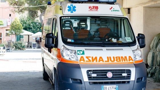 Brindisi, 14enne schiacciato dalla porta di calcio: dopo l'intervento c'è "cauto ottimismo"