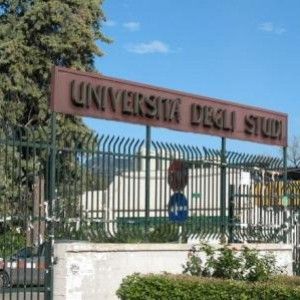 Esami falsi, chiesti 10 anni per la segretaria dell'Universit&agrave;