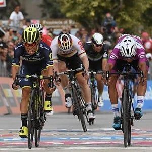 Ciclismo, il ritorno della Pirelli: lanciata la nuova linea PZero Velo