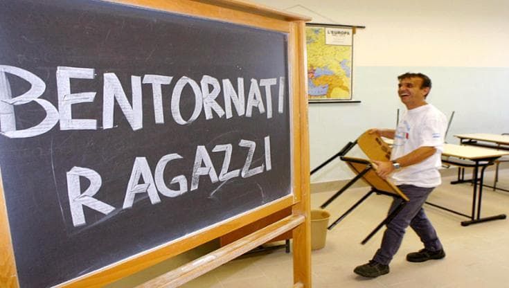 Aule roventi, tagli ai prof e ai bidelli. La scuola in Sicilia parte azzoppata