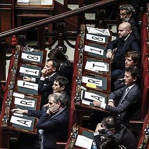 Un seggio è per sempre, ecco gli highlander della politica che cercano l'ennesima elezione