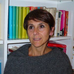 Barbara Bruschi: "Rapiti dal cellulare. Ai genitori per primi mancano strumenti"