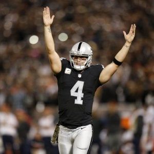 Nfl, la rinascita dei Raiders, gli errori del coach Eagles