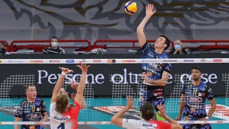 Volley, Superlega: Perugia piega Monza al tie break e va sull'1-0 in semifinale