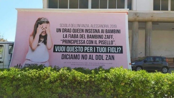 Marsala, polemiche sulla campagna dei Pro vita: "Teoria Gender inesistente"