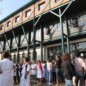 Bologna, La Perla venduta agli olandesi