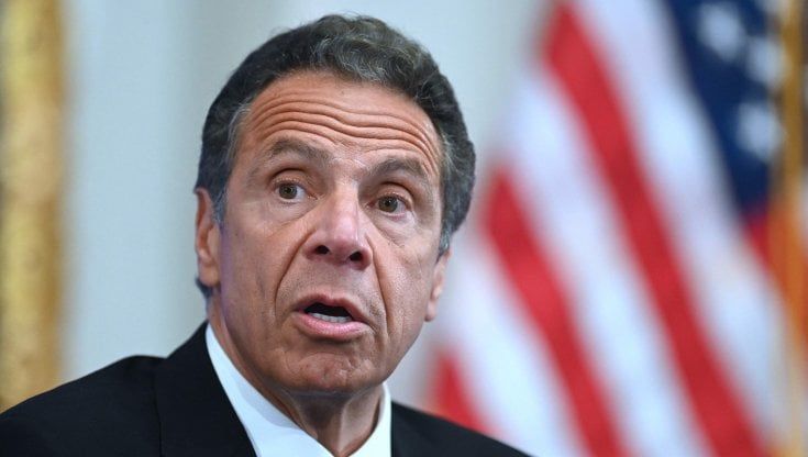 Usa, spunta una sesta accusatrice di Cuomo : "Mi ha molestato in casa sua" 