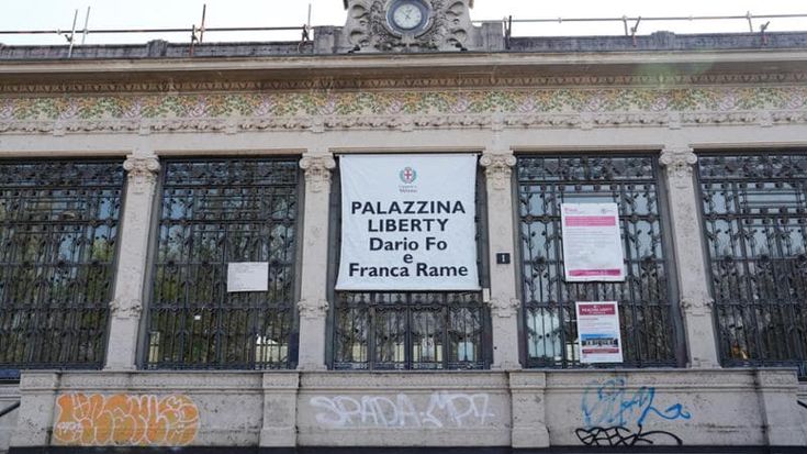 L’appello di cittadini e artisti: “La Palazzina Liberty va restituita alla città”