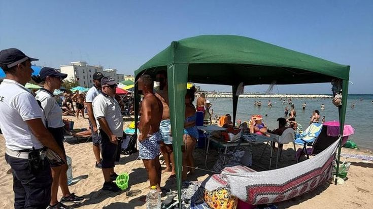 Bari, stop alle tendopoli e ai falò in spiaggia: a Ferragosto controlli e multe fino a mille euro