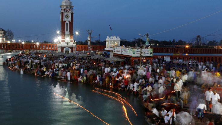“Sono Krishna”:  il guru indiano malato di sesso che voleva 16mila donne