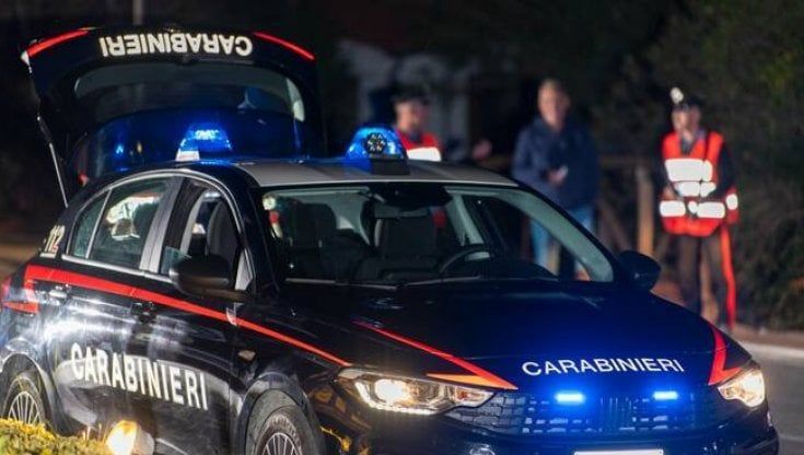  Blitz dei carabinieri di Catania, sgominate due gang: spacciavano droga e rubavano auto