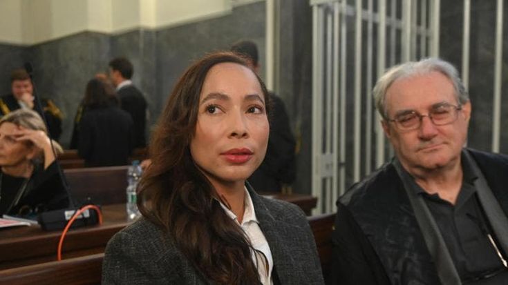 Ruby Ter, l’ex segretaria di Berlusconi: Aris Espinosa chiamava “per avere soldi”