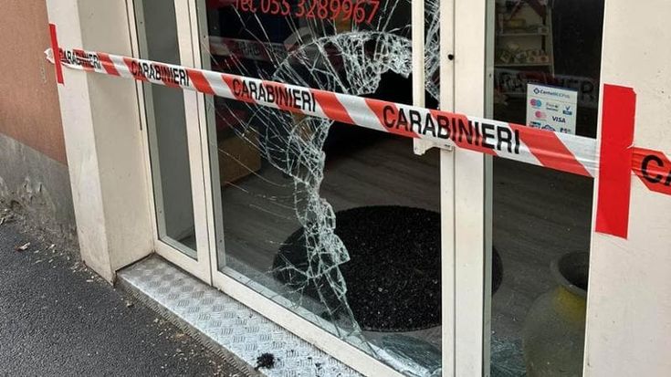 Fondi per vetrine, bandoni e antifurto: torna il progetto “negozi sicuri”