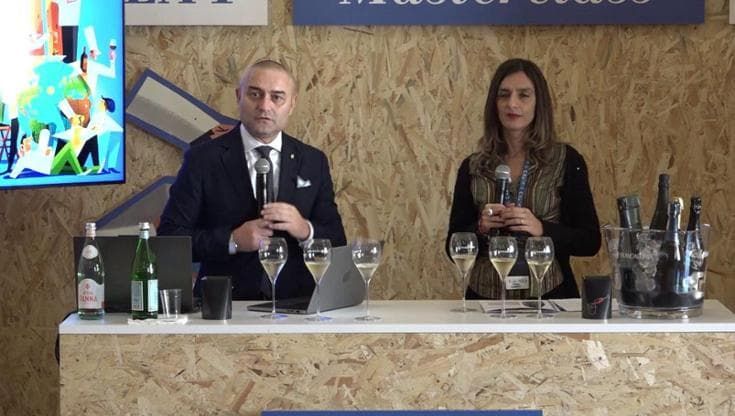Franciacorta, mille volti in un calice: la masterclass al Festival Gusto 2025