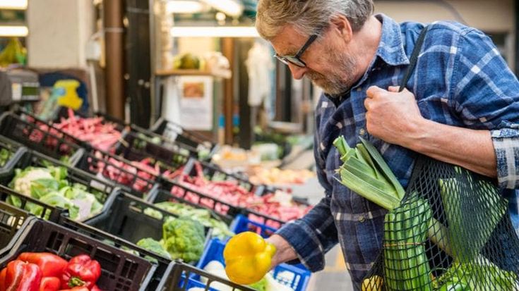 I benefici di una dieta ricca di proteine vegetali, soprattutto nella terza età