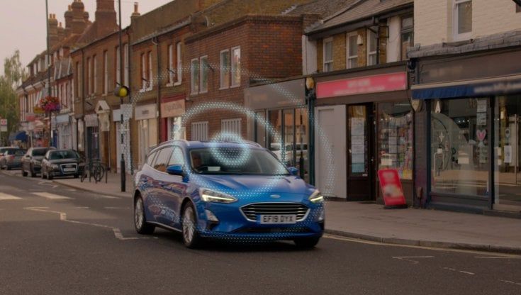 Rischio incidenti, ecco la tecnologia Ford che anticipa il pericolo