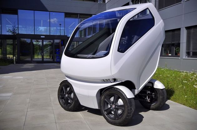 L'auto transformer: ruota su se stessa e si adatta al parcheggio